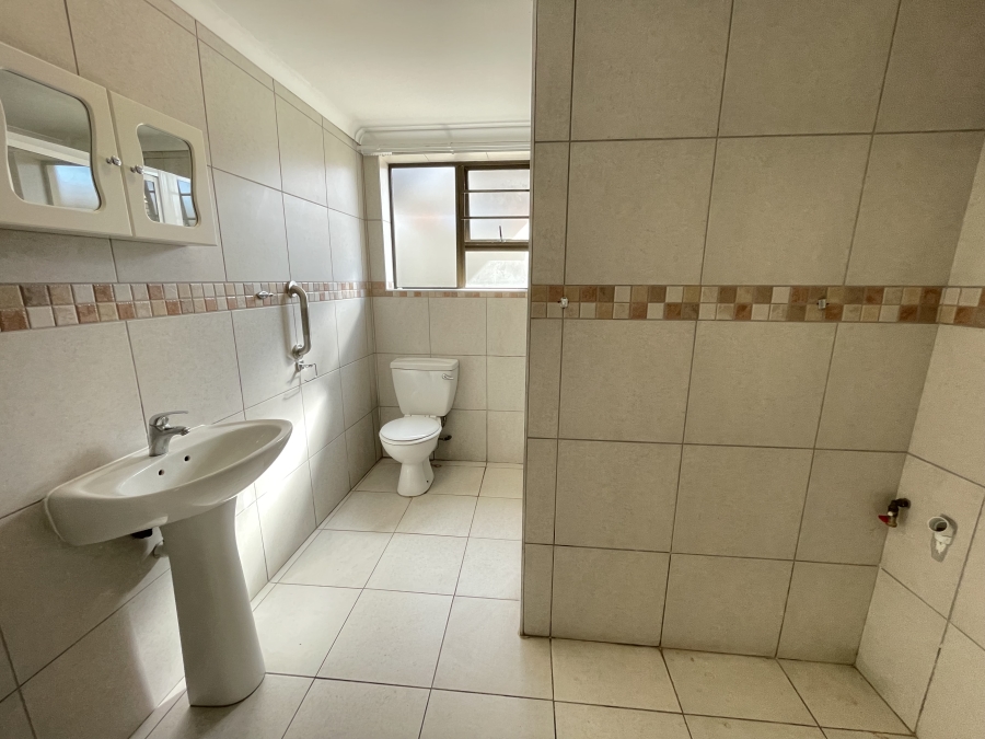 2 Bedroom Property for Sale in West Bank Eastern Cape